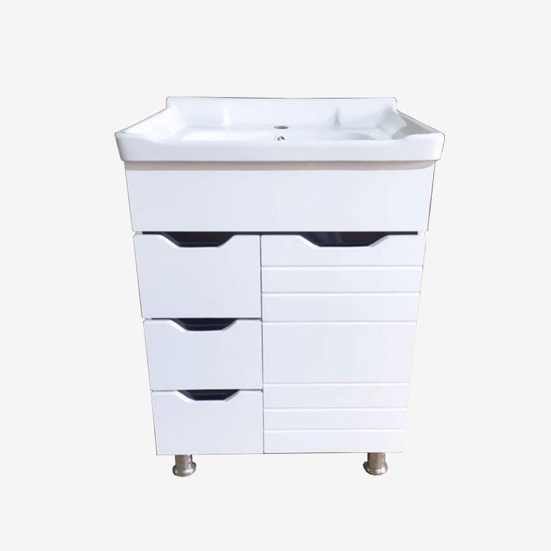 24 Regular Range White